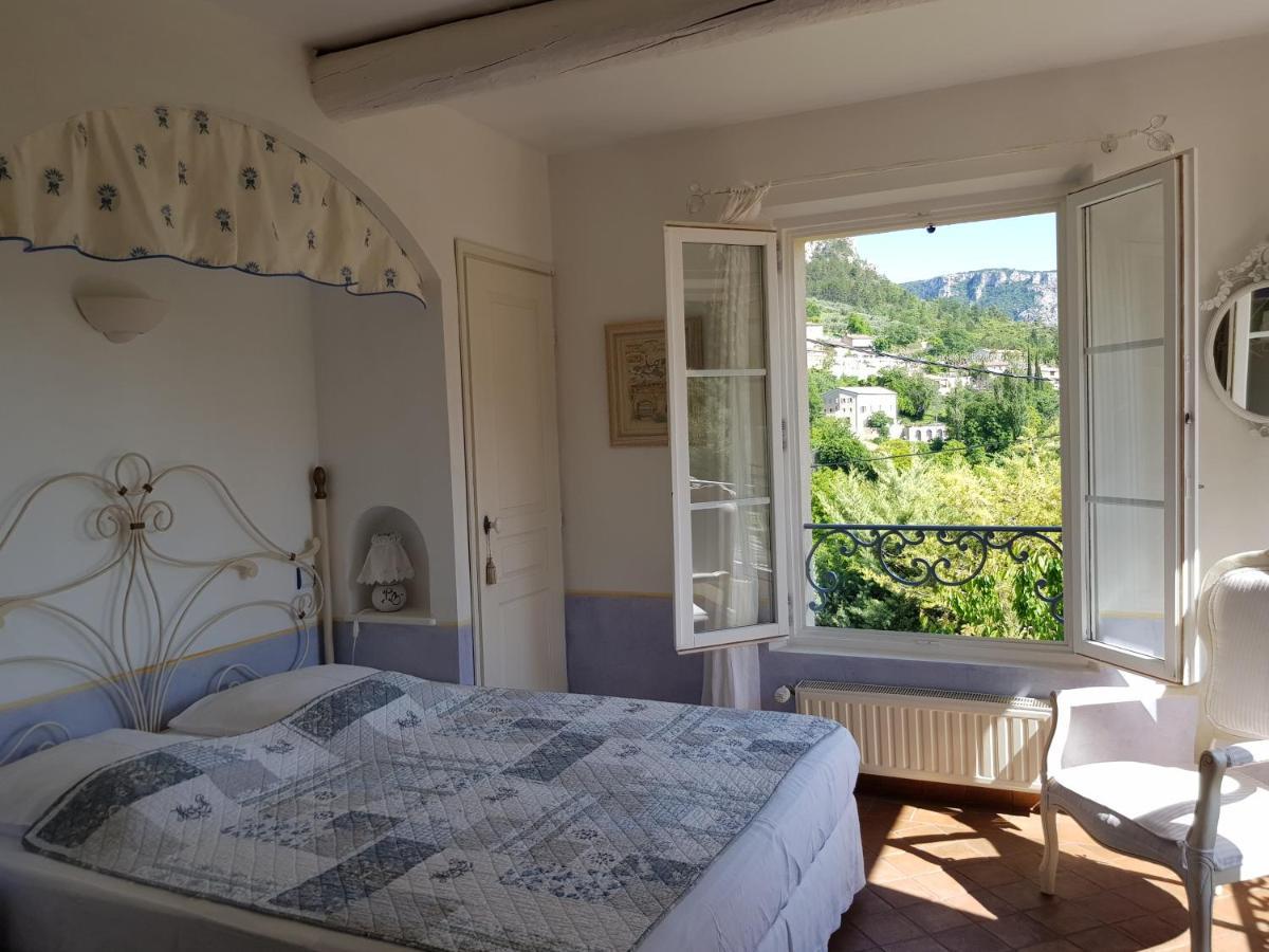 Bastide Des Oliviers Bed & Breakfast Мустие Сен Мари Екстериор снимка